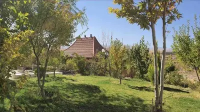 کلبه یک خوابه فرانسوی برکه 2