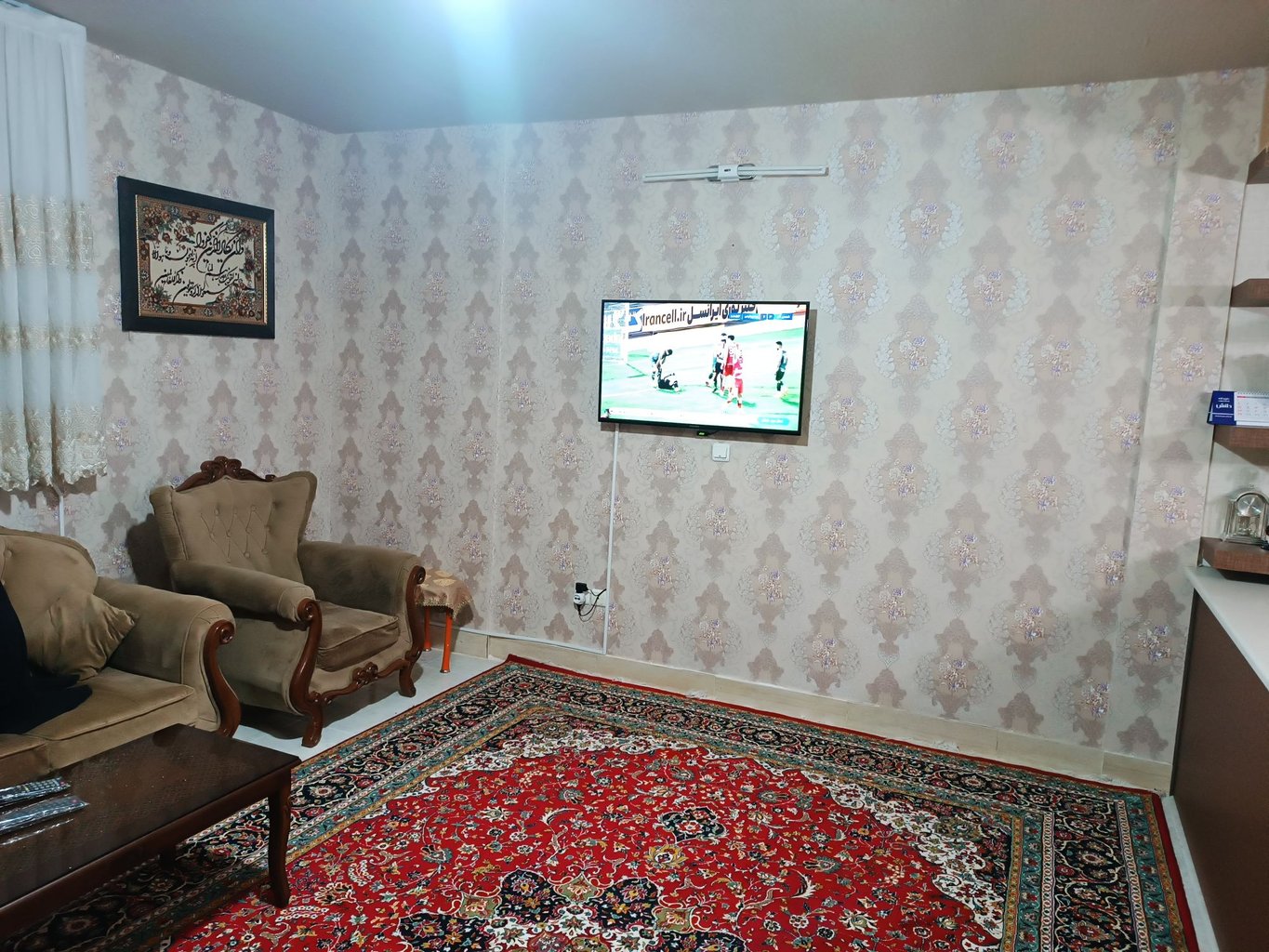 آپارتمان دوخوابه آشیان کوهستان