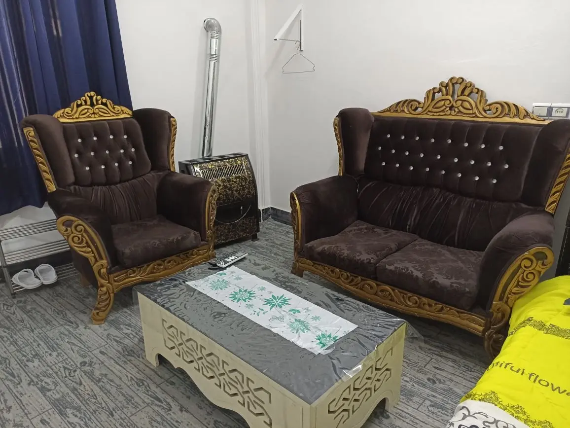 سوئیت فلت لیمو 1 - مبلمان پذیرایی