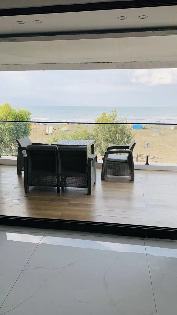 آپارتمان دوخوابه الماس دریا