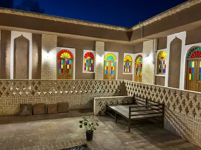 اقامتگاه سنتی عمارت امینی - واحد بایزید بسطامی