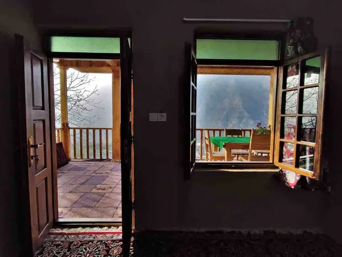 بوم گردی سرخدار سیاه رودبار - واحد رویش