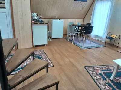 کلبه یک خوابه سوئیسی تنگه دار