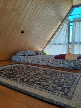 کلبه یک خوابه سوئیسی تنگه دار