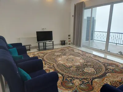 سوئیت یک خوابه بام دوهزار