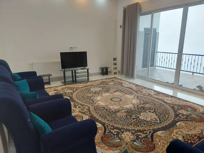 سوئیت یک خوابه بام دوهزار