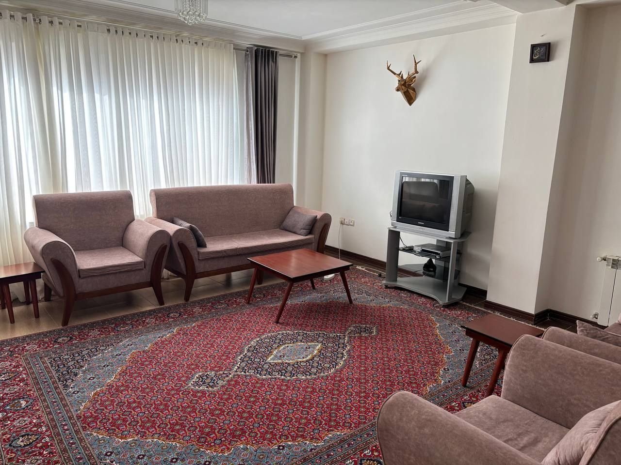 آپارتمان یک خوابه ارغوان بلوک 7 - پذیرایی
