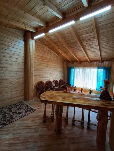 سوئیت یک خوابه چوبی ابریشم