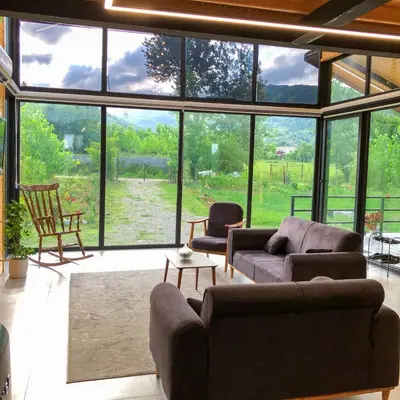 کلبه دوخوابه شیشه ای آیریس