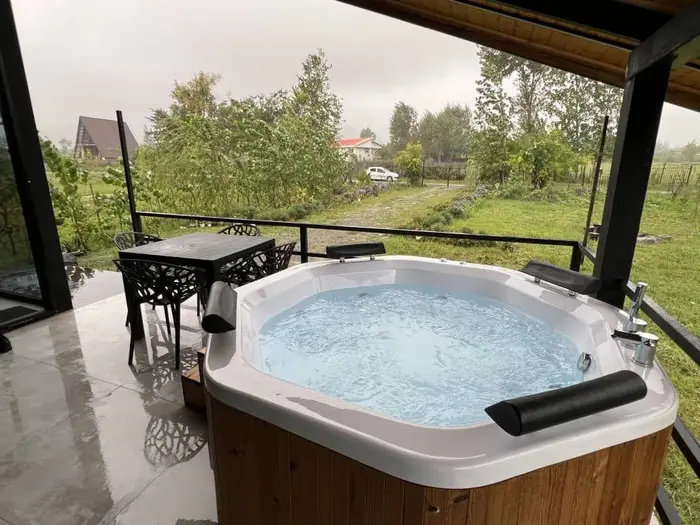 کلبه دوخوابه شیشه ای آیریس