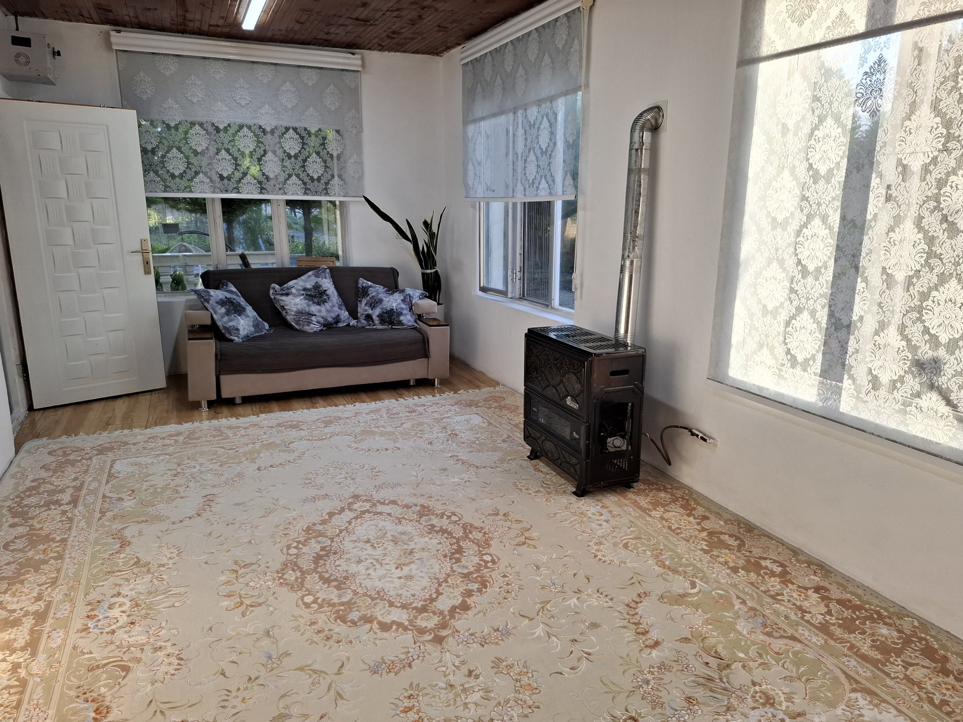 ویلا ویلایی استخردار ساحلی شیرین