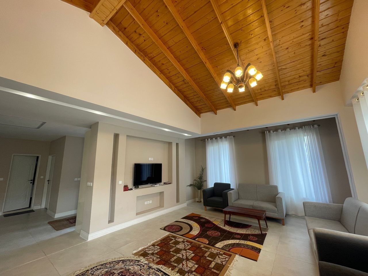 ویلا سه خوابه میانکوه‌محله