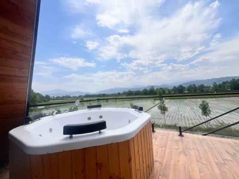 دوخوابه جکوزی دار میم