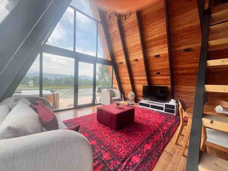 دوخوابه جکوزی دار میم