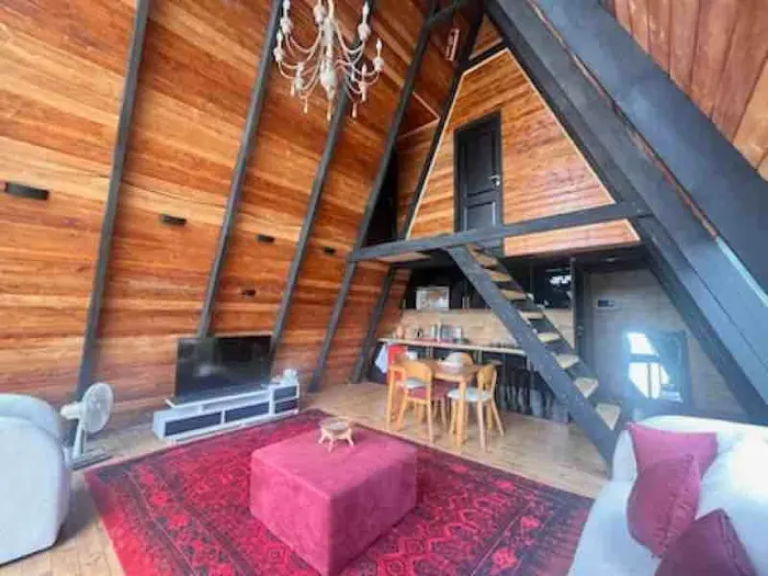 کلبه دوخوابه جکوزی دار میم - انتخاب عنوان تصویر