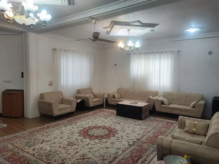 ویلا دوخوابه جنگلی انارگل - هال و پذیرائی ۳