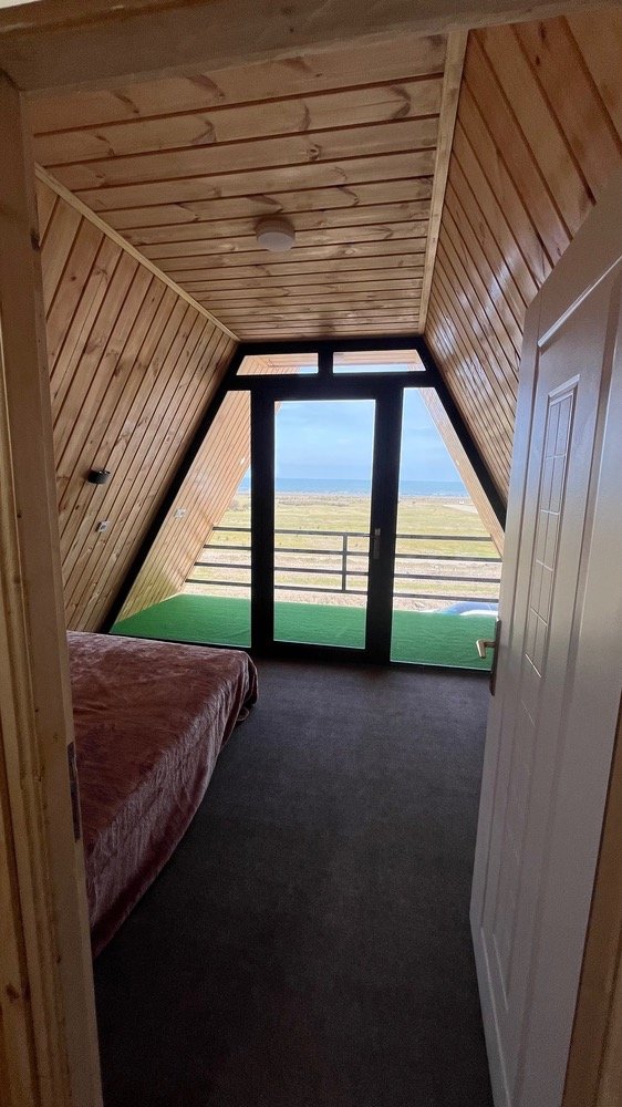 کلبه دوخوابه ساحلی رویایی 1