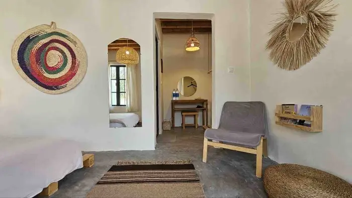 بوم گردی خانه‌ی بادرو - واحد آلوئه‌ورا - انتخاب عنوان تصویر