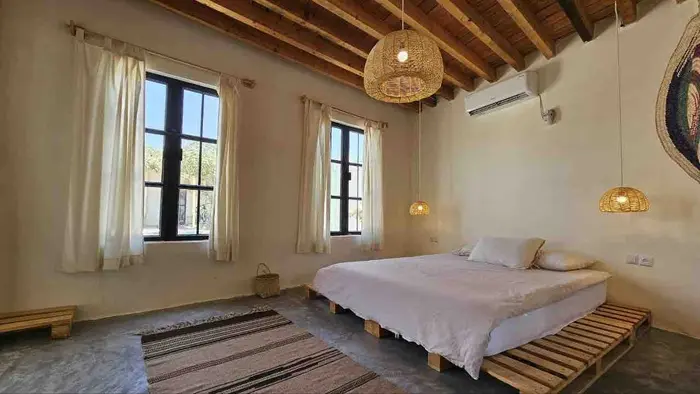 بوم گردی خانه‌ی بادرو - واحد آلوئه‌ورا - انتخاب عنوان تصویر