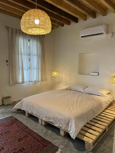 بومگردی خانه‌ی بادرو - واحد آووکادو