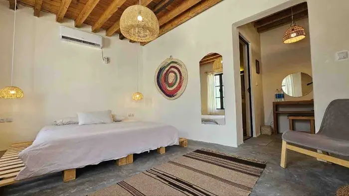 بوم گردی خانه‌ی بادرو - واحد آلوئه‌ورا - انتخاب عنوان تصویر