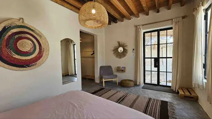 بوم گردی خانه‌ی بادرو - واحد آلوئه‌ورا - انتخاب عنوان تصویر