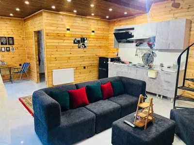 کلبه دوخوابه سوئیسی لواشکی