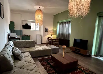 آپارتمان یک خوابه ساختمان نیک میدان سپاه واحد 4