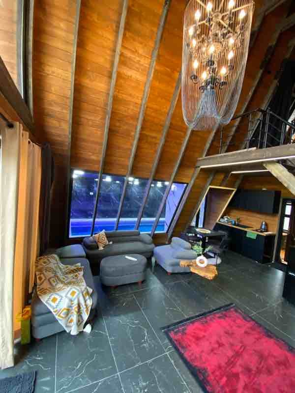 دوخوابه سوئیسی استخردار آرامش