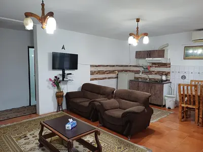 سوئیت دوخوابه ساحلی نسیم دریا 102