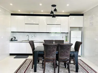 ویلا دوخوابه باغ عمارت سفید