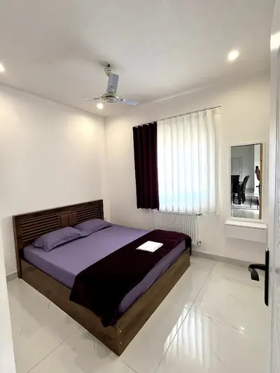 ویلا دوخوابه باغ عمارت سفید