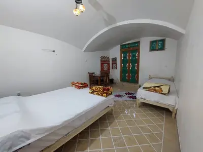 بومگردی سرای آقا محمد - واحد شیرین بیان