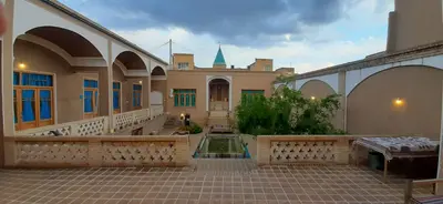 بومگردی سرای آقا محمد - واحد شیرین بیان