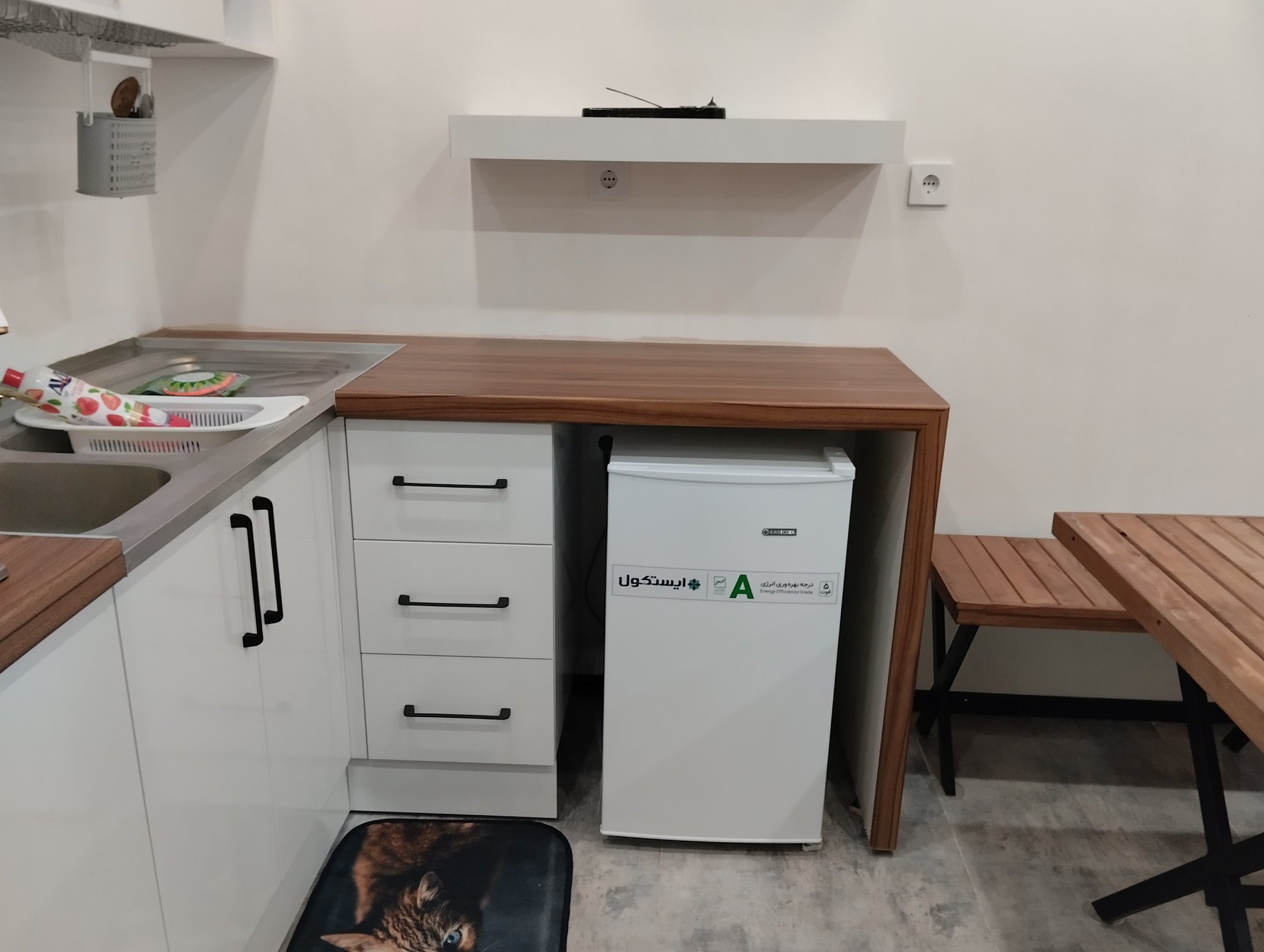 کلبه دوخوابه سوئیسی دوبلکس تاج 1