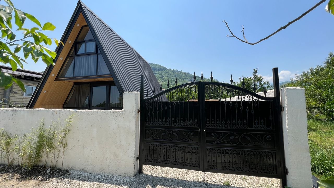 کلبه یک خوابه سوئیسی جکوزی دار اریشاه