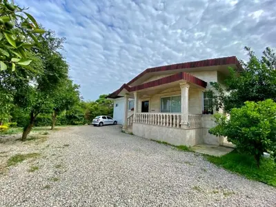 ویلا دوخوابه استخردار آبگرم همسایه ساحل