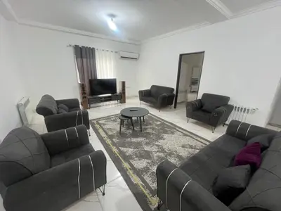 ویلا پنج خوابه استخردار آبگرم گلدن