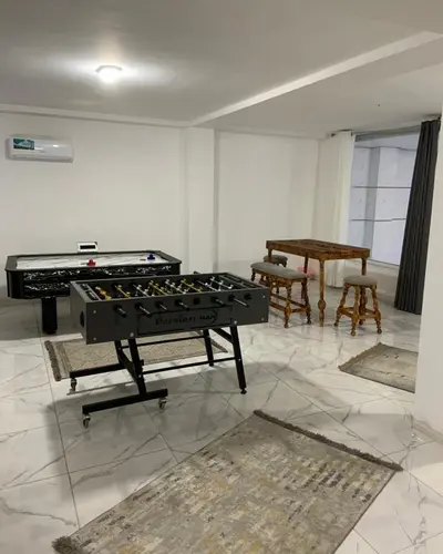 ویلا پنج خوابه استخردار آبگرم گلدن