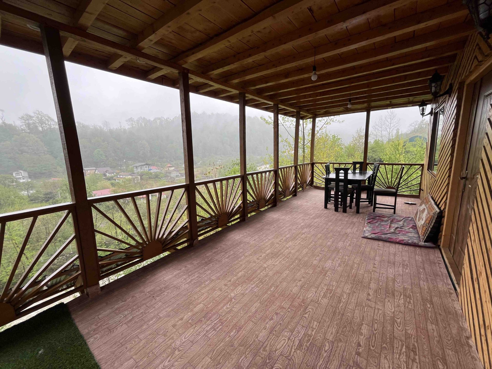 یک خوابه چوبی دوهزار ۲