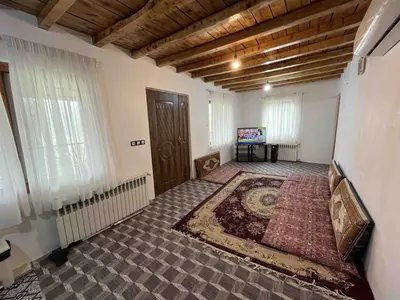 کلبه دوخوابه دوهزار ۱