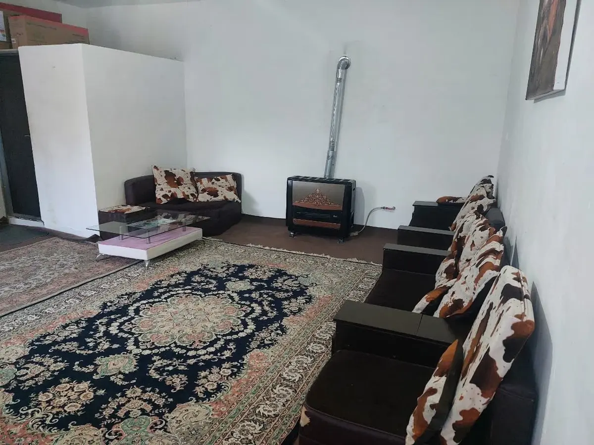 کلبه یک خوابه شادی