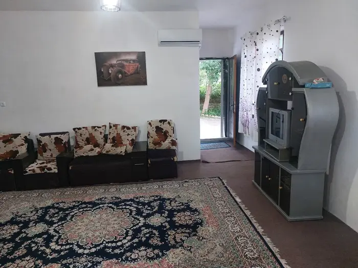 کلبه یک خوابه شادی