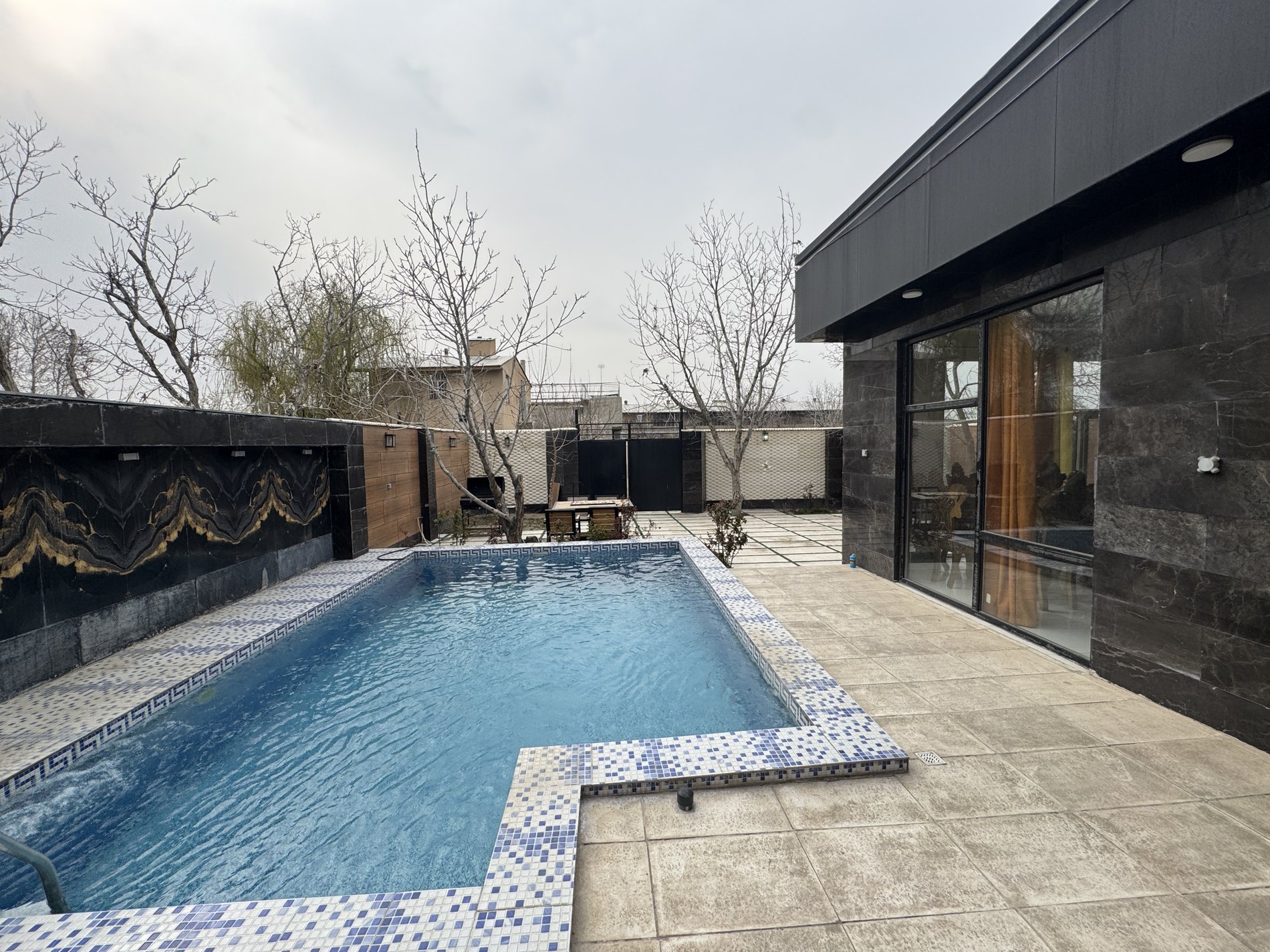 ویلا دوخوابه استخردار شهرک دادخواه 3