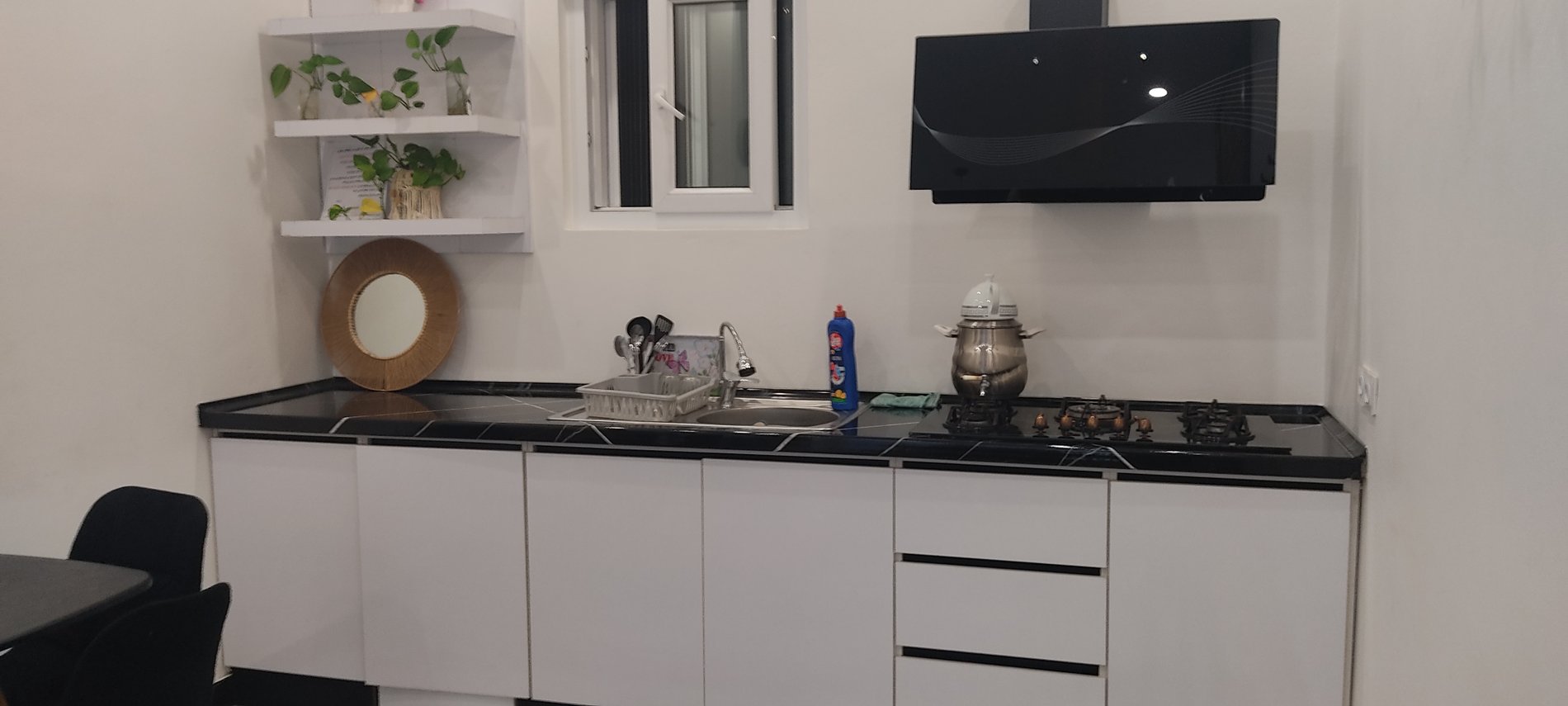 سوئیت سوییت نو ساخت تمیز وبهداشتی مناسب افراد حساس