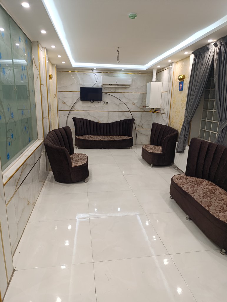 مسافرخانه مرتضائی نیا - واحد سه تخته 304