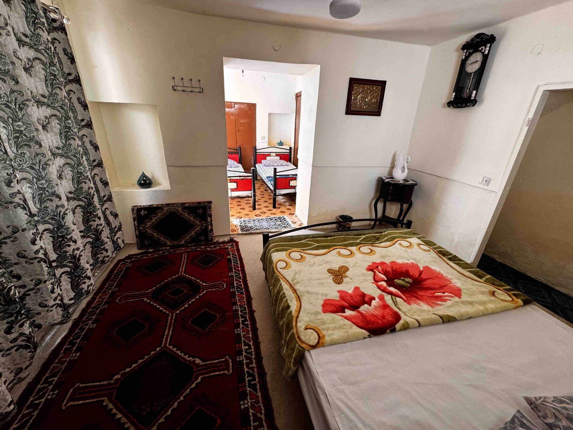 خاتون ۲ - واحد 3