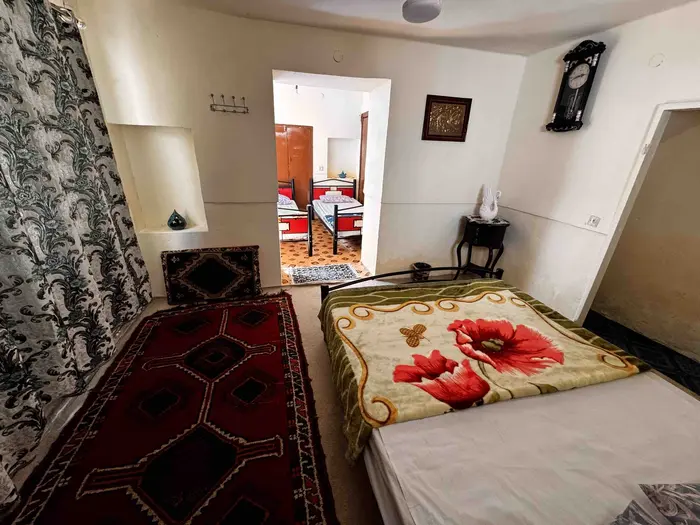 بوم گردی خاتون ۲ - واحد 3 - انتخاب عنوان تصویر