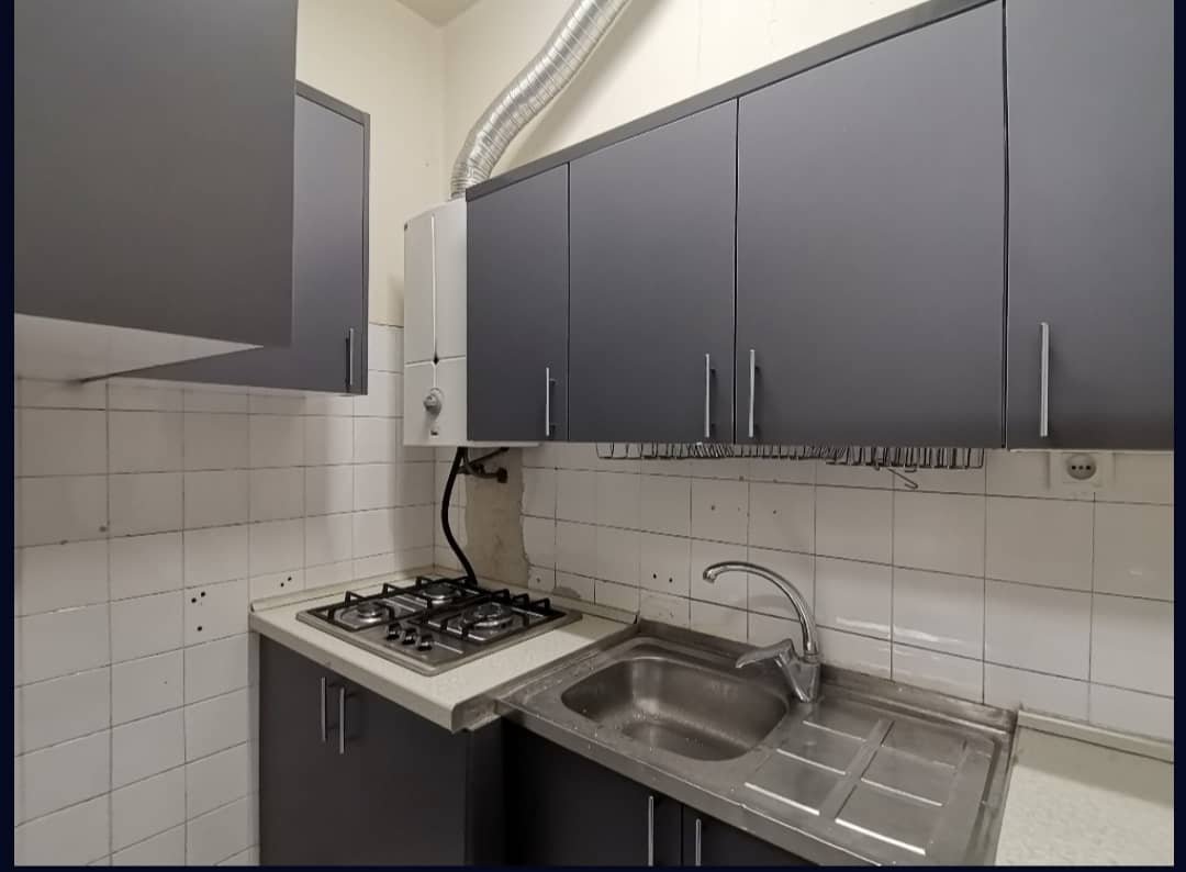 هاستل نارسیس 1 - واحد هشت تخته اشتراکی مردانه