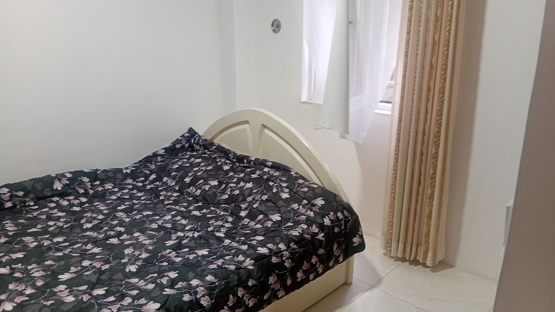 آپارتمان یک خوابه رضی 4